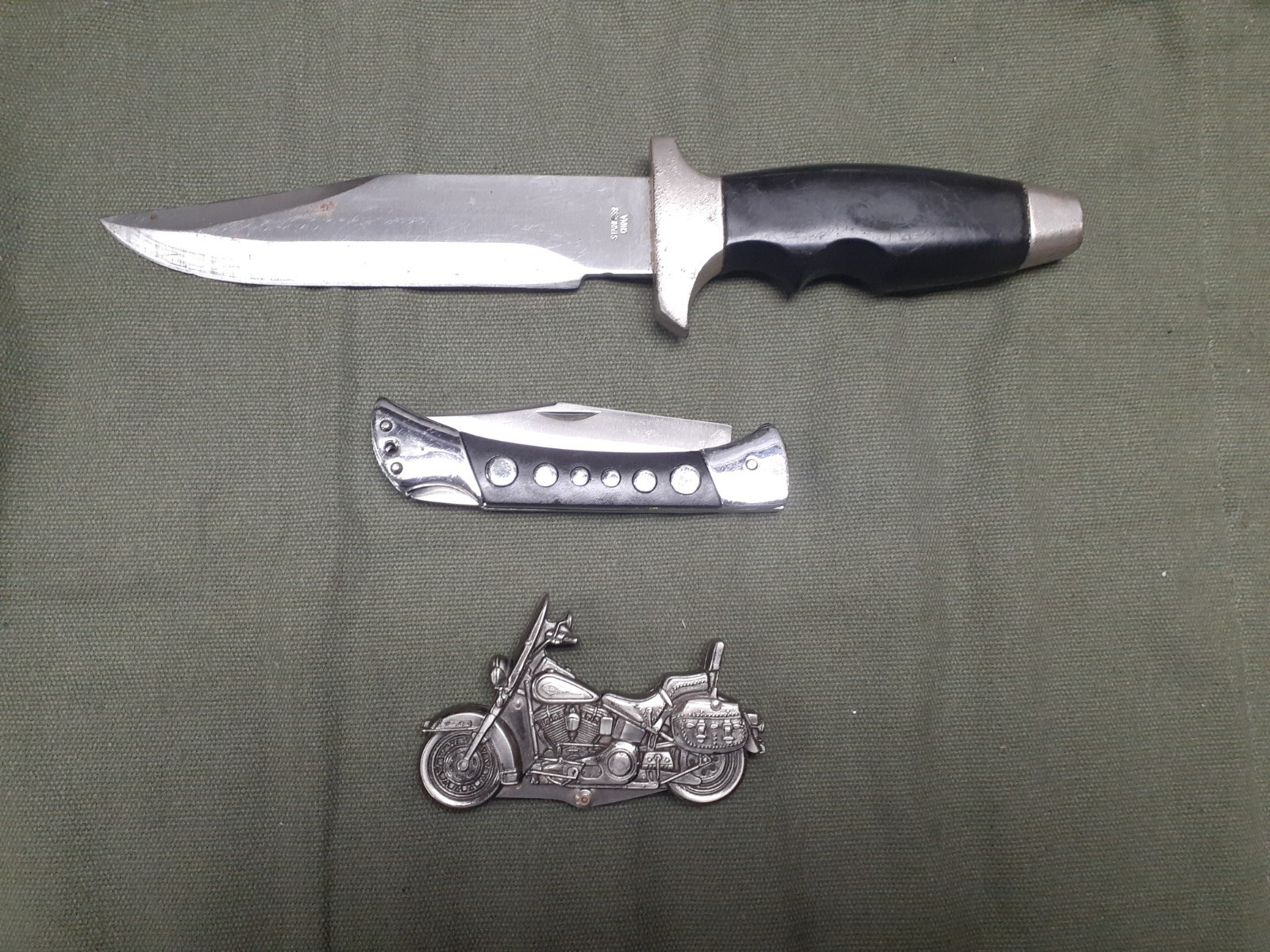 3 Knife Lot Fixed Blade Beast Folding Hunter Harley Davidson Cycle Pocket Knife