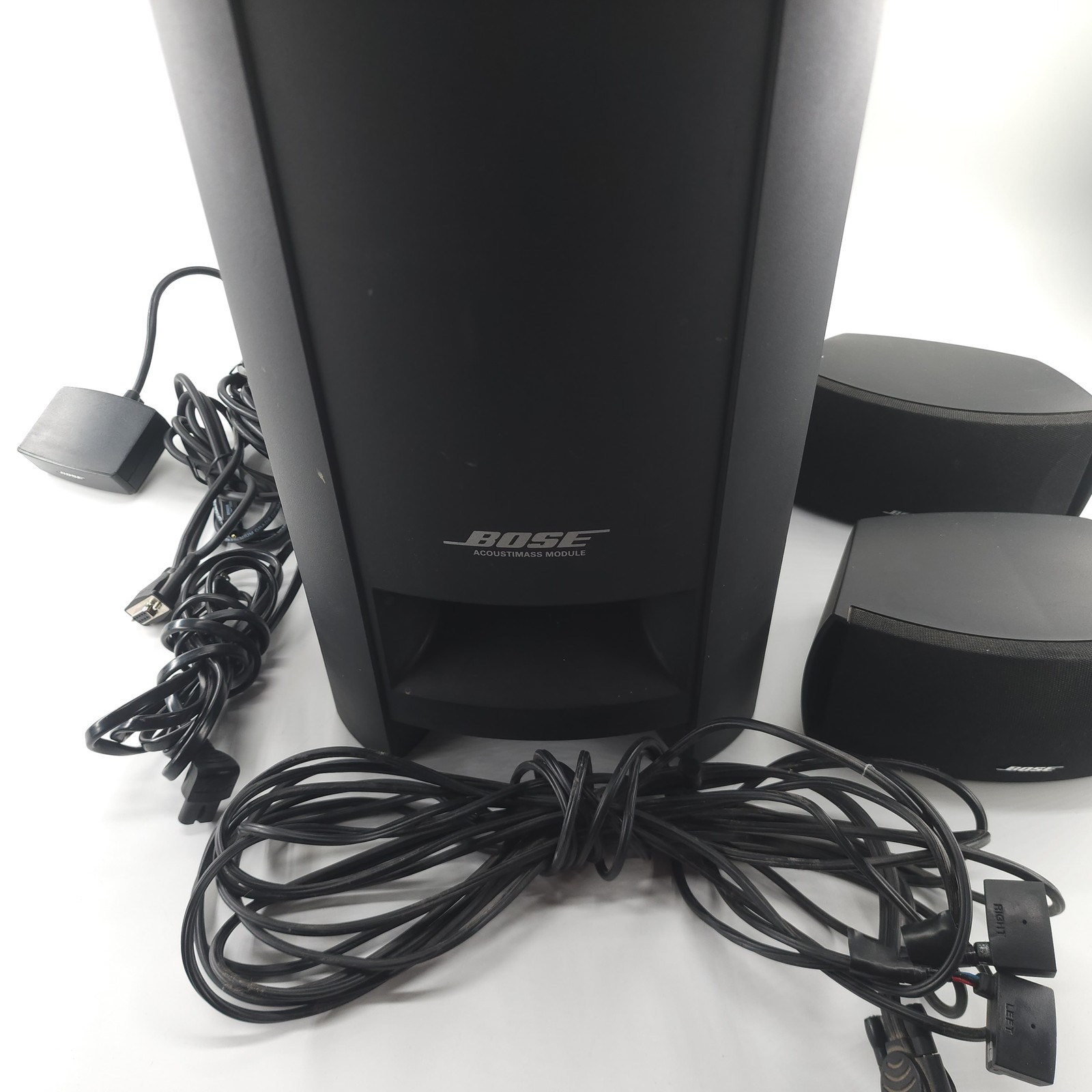 Bose CineMate Series II Digital Home Theater Speaker System w/ Remote, Good