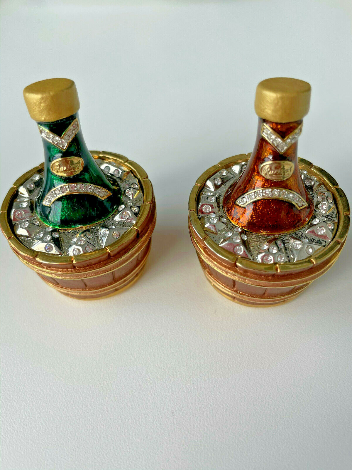 GREEN ENAMEL CHAMPAGNE BOTTLE ON CRYSTAL "ICE" PILLBOX/TRINKET BOX