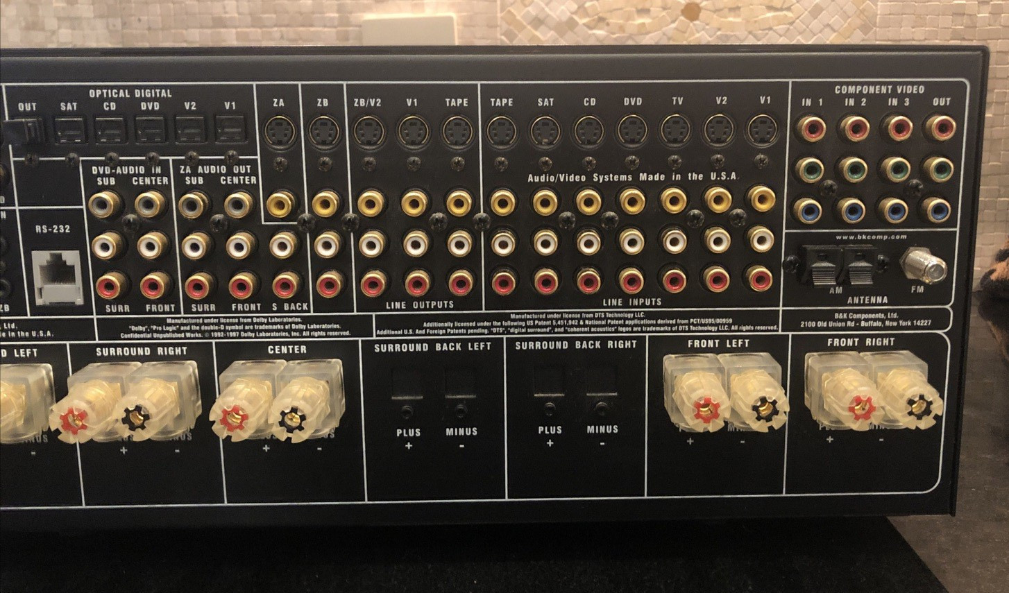 B&K Components AVR505 A / V Receiver SR10.1 B&K Remote Control Bundle