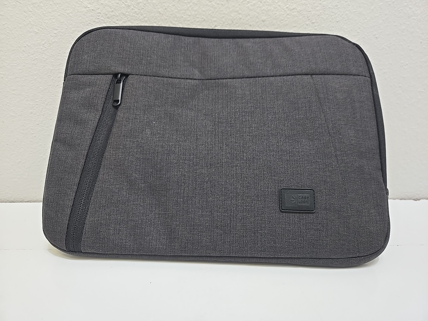 Case Logic - Ashton 13” Laptop Sleeve Laptop Case and Tablet Sleeve OEM