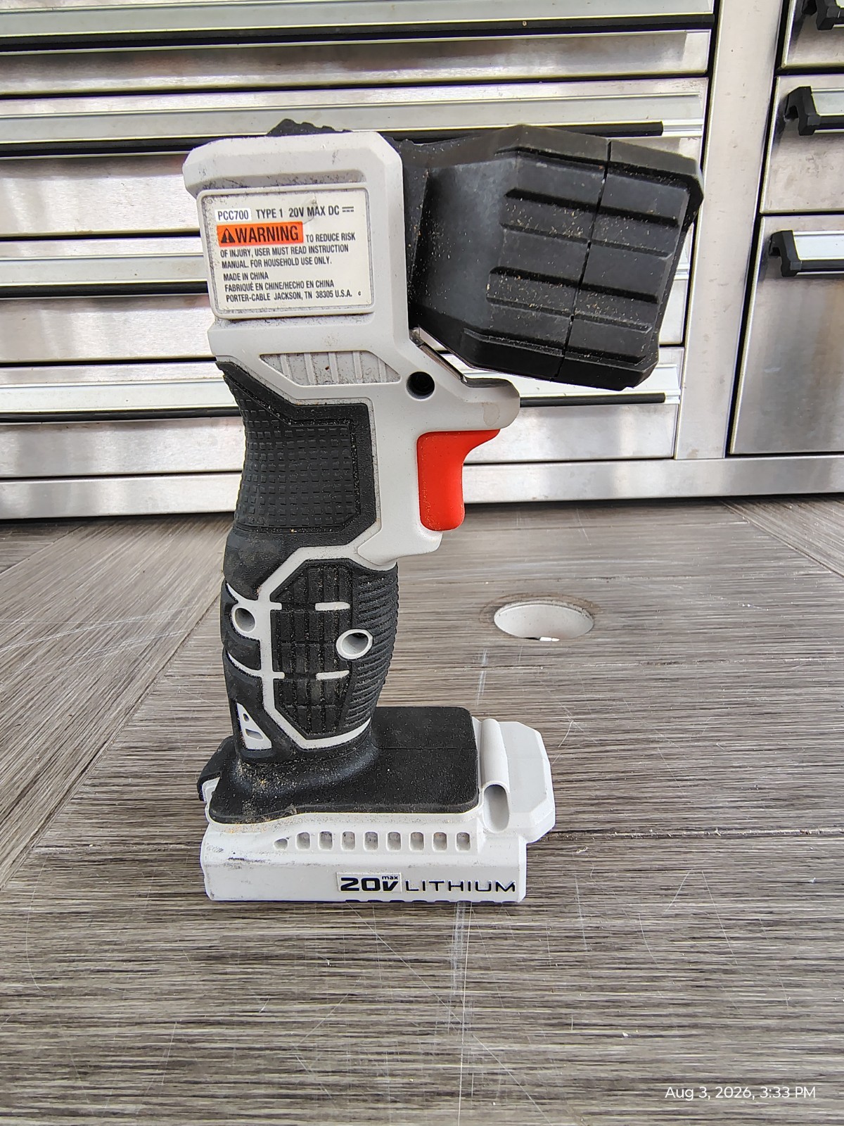 Porter-Cable PCC700 – 20V MAX LED Flashlight / Work Light (Tool Only) WORKS GOOD