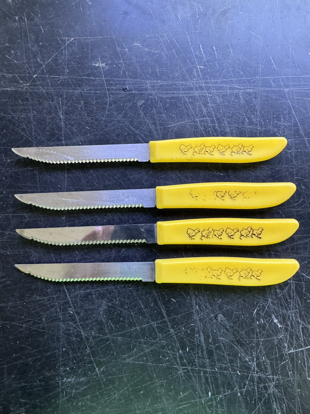 Vintage Yellow Stainless USA Steak Knives Knife Lot Baby Chicks Chicken