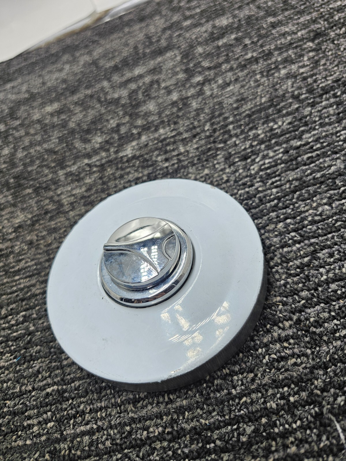 Sany Fuel Tank Cap *NO KEY