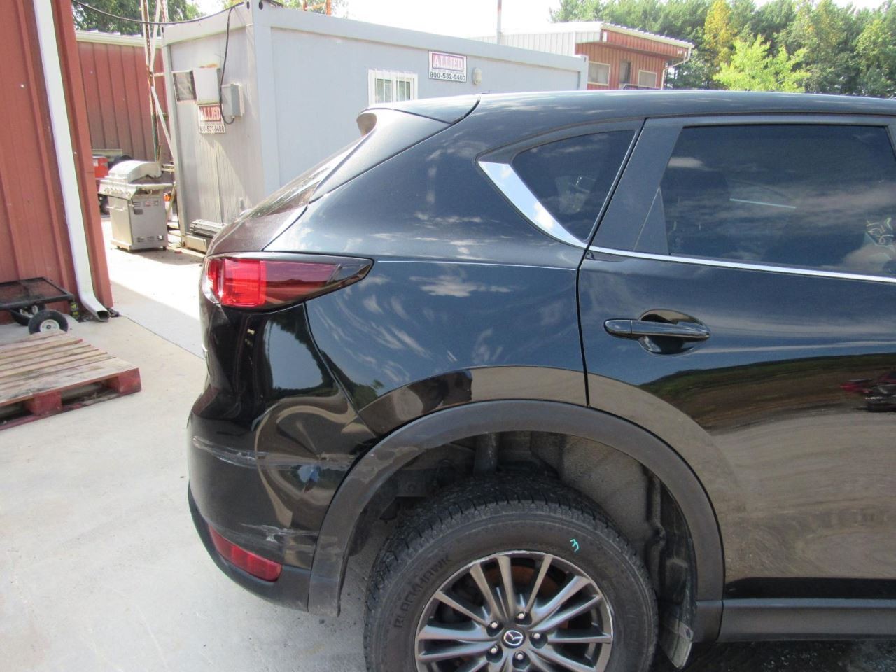 CX-5 2019 Glove Box 1071790
