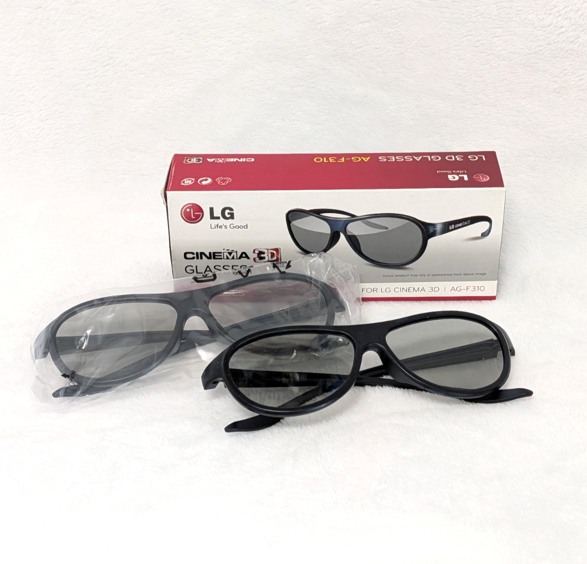 LG Cinema 3D Glasses AG-F310 2 Pack Passive 3D TV Glasses New