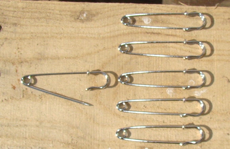 Brand new lot of 6 quality blanket safety laundry pins large 3" size Heavy Duty