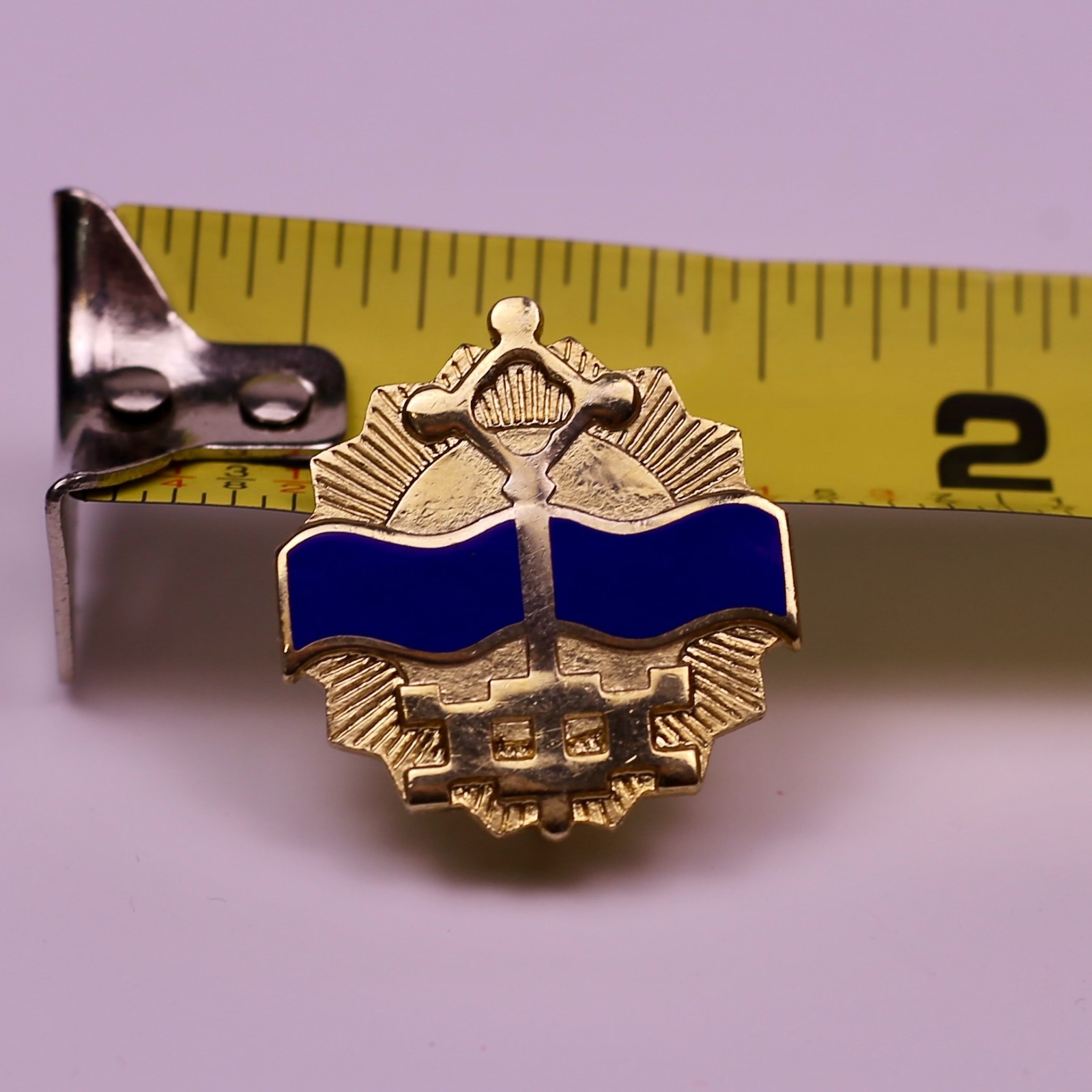 U.S. Military 541st Maintenance DI DUI Insignia Crest Pin Clutch M-22