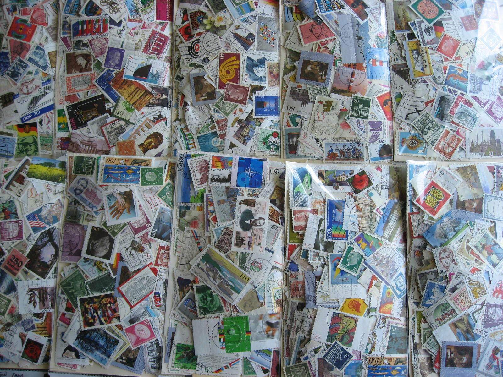 W Germany colossal mixture(duplicates,mixed cond)10000 old,new,45%comem,55%defin