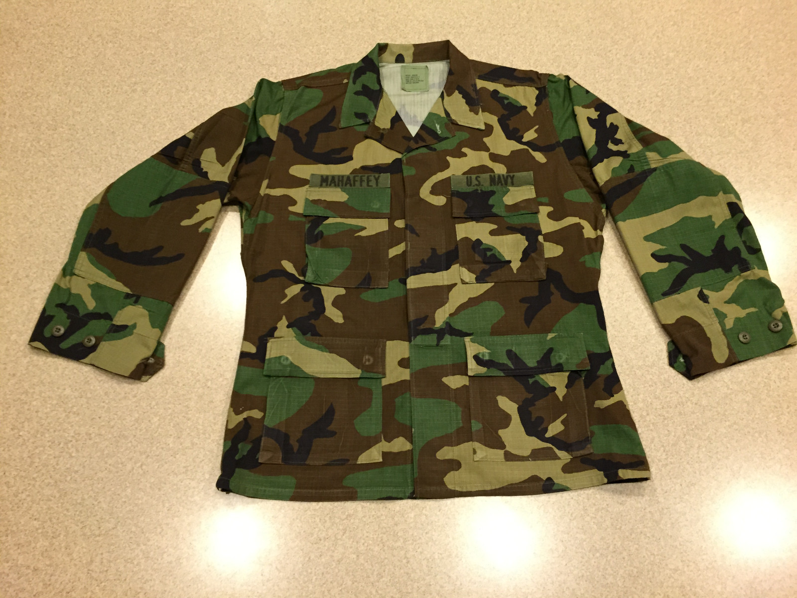 Men's US Army Woodland Camo Coat Jacket Medium