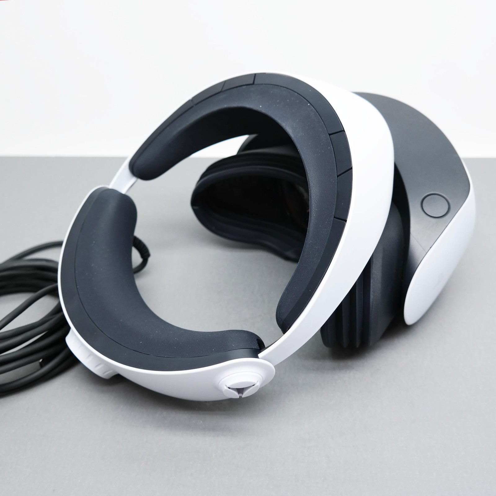 Sony PlayStation VR2 CFI-ZVR1 Headset Only READ