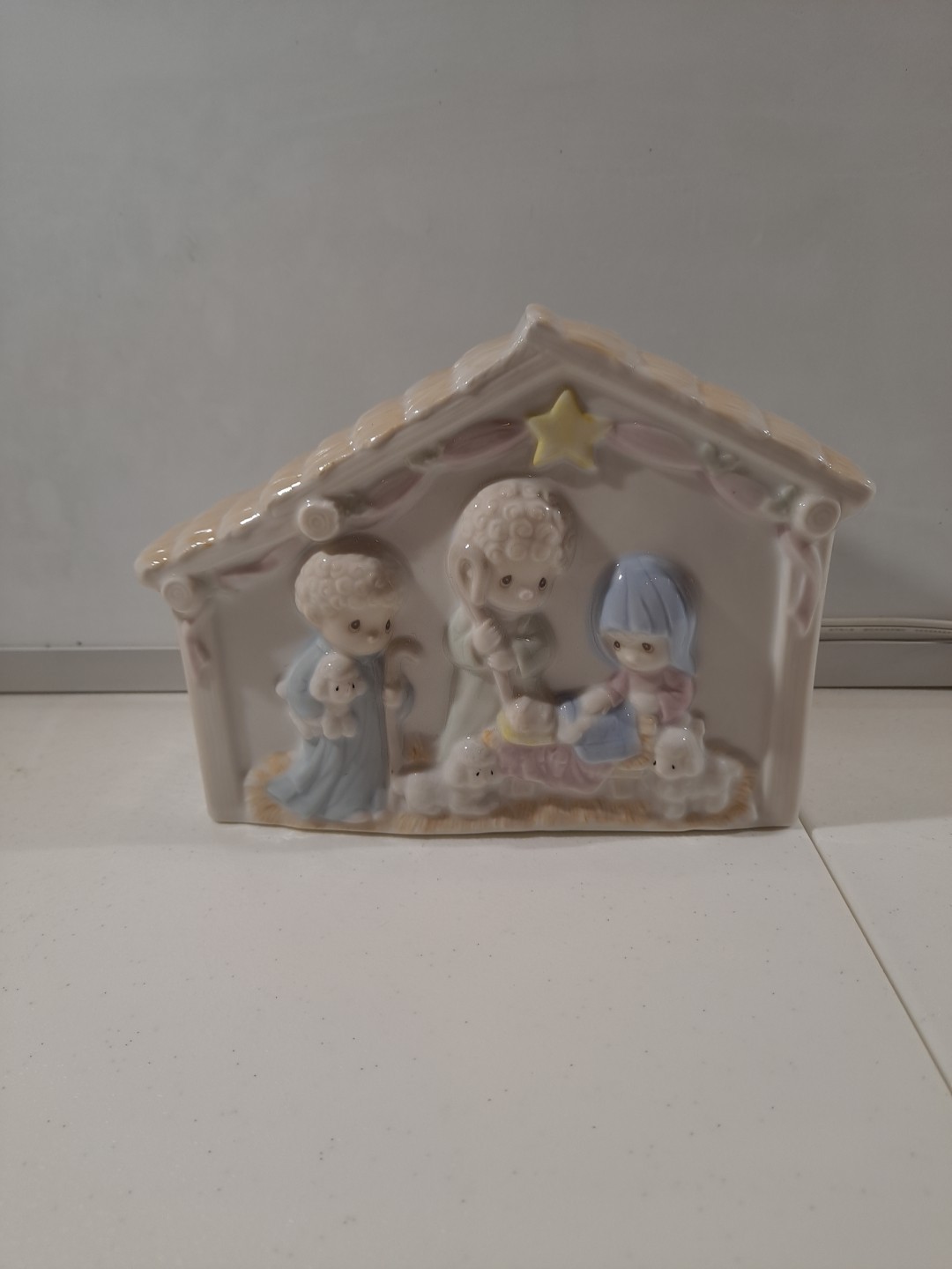 Precious Moments Porcelain Holiday Night Light 1994