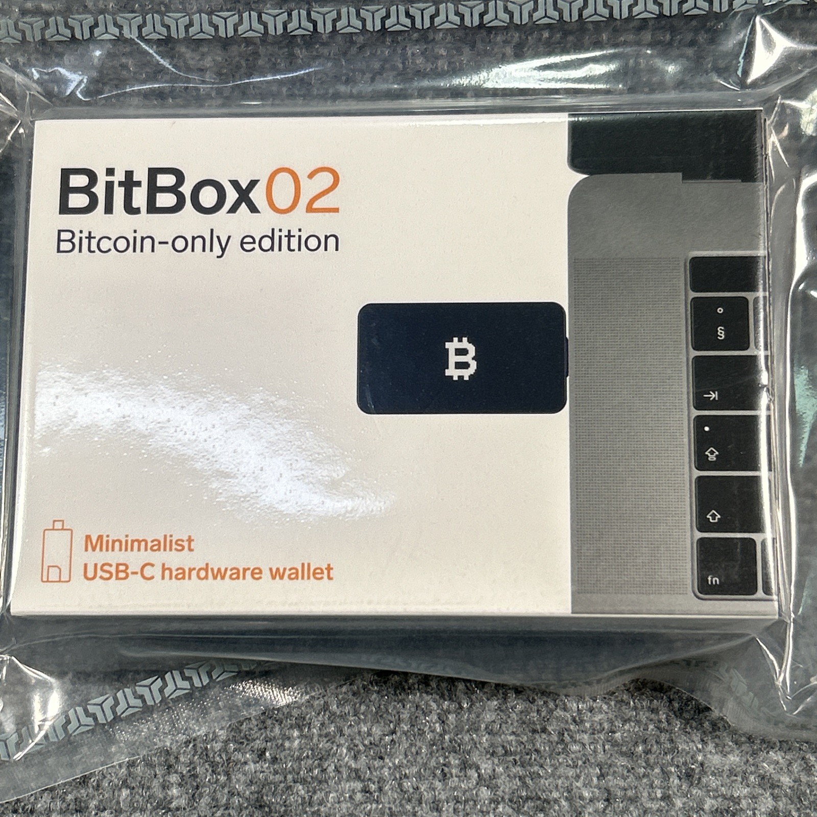 Bitbox02 Bitcoin Minimalist USB-C / A Hardware Wallet Bitcoin-Only Edition