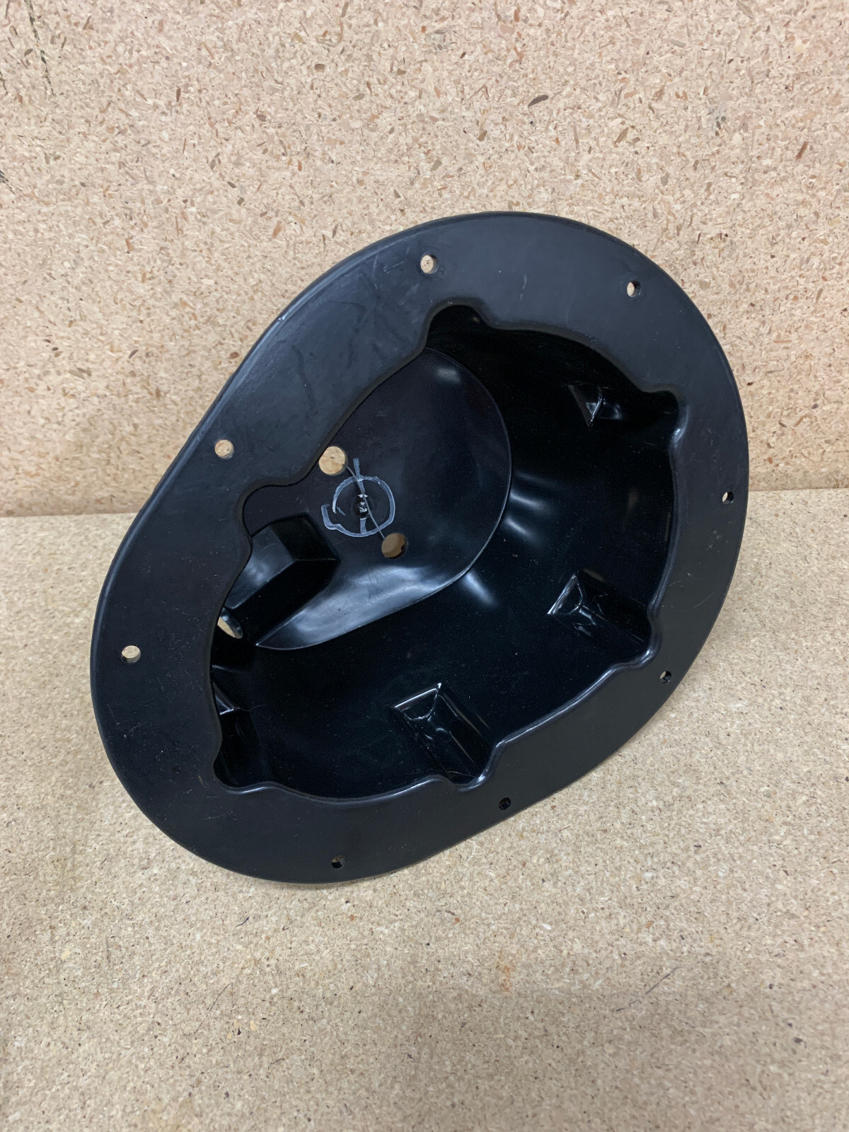 Rear taillight housing/HMMWV 5342-01-194-3128
