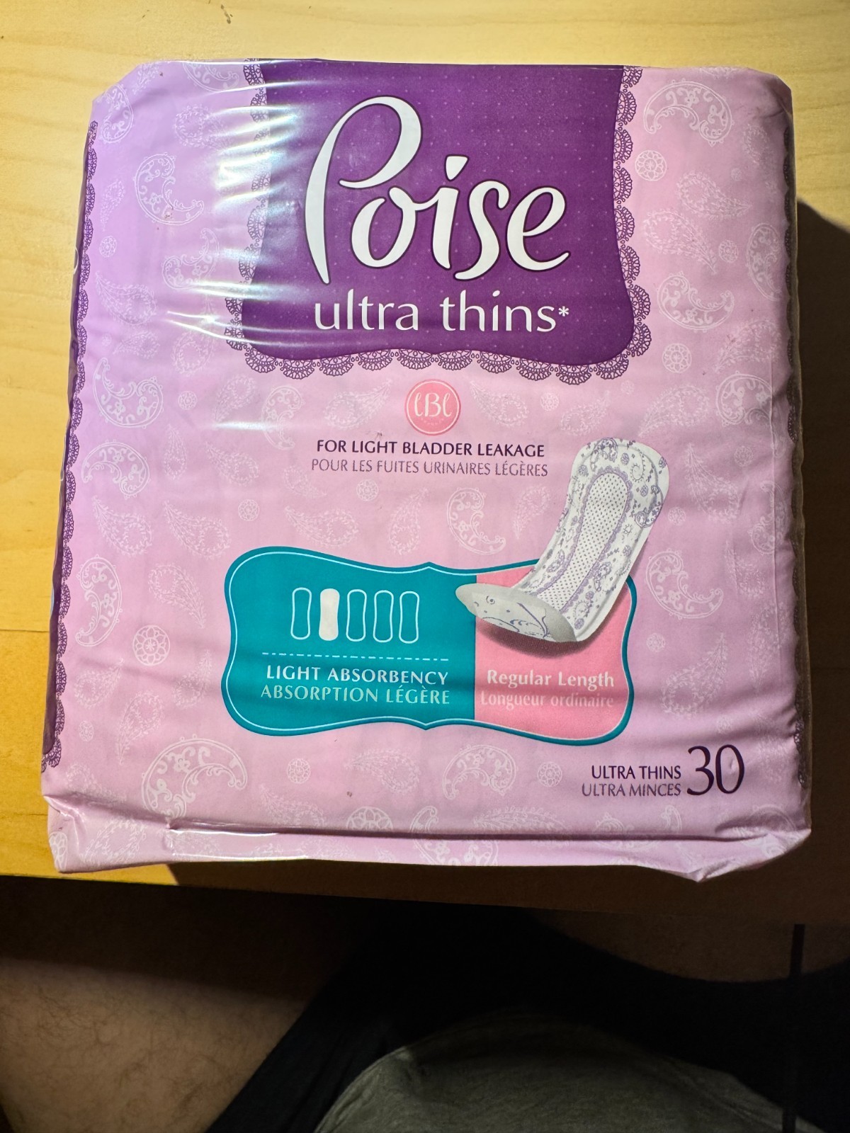 Poise Ultra Thins Pads Light Absorbency Level 2 (30 Pads) Regular Length