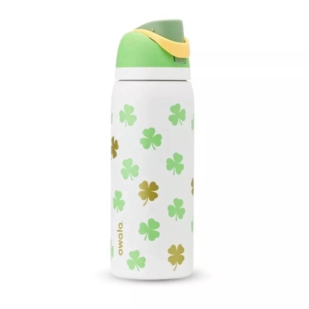 32oz Clover The Rainbow FreeSip Stainless Steel Water Bottle In Hand Owala