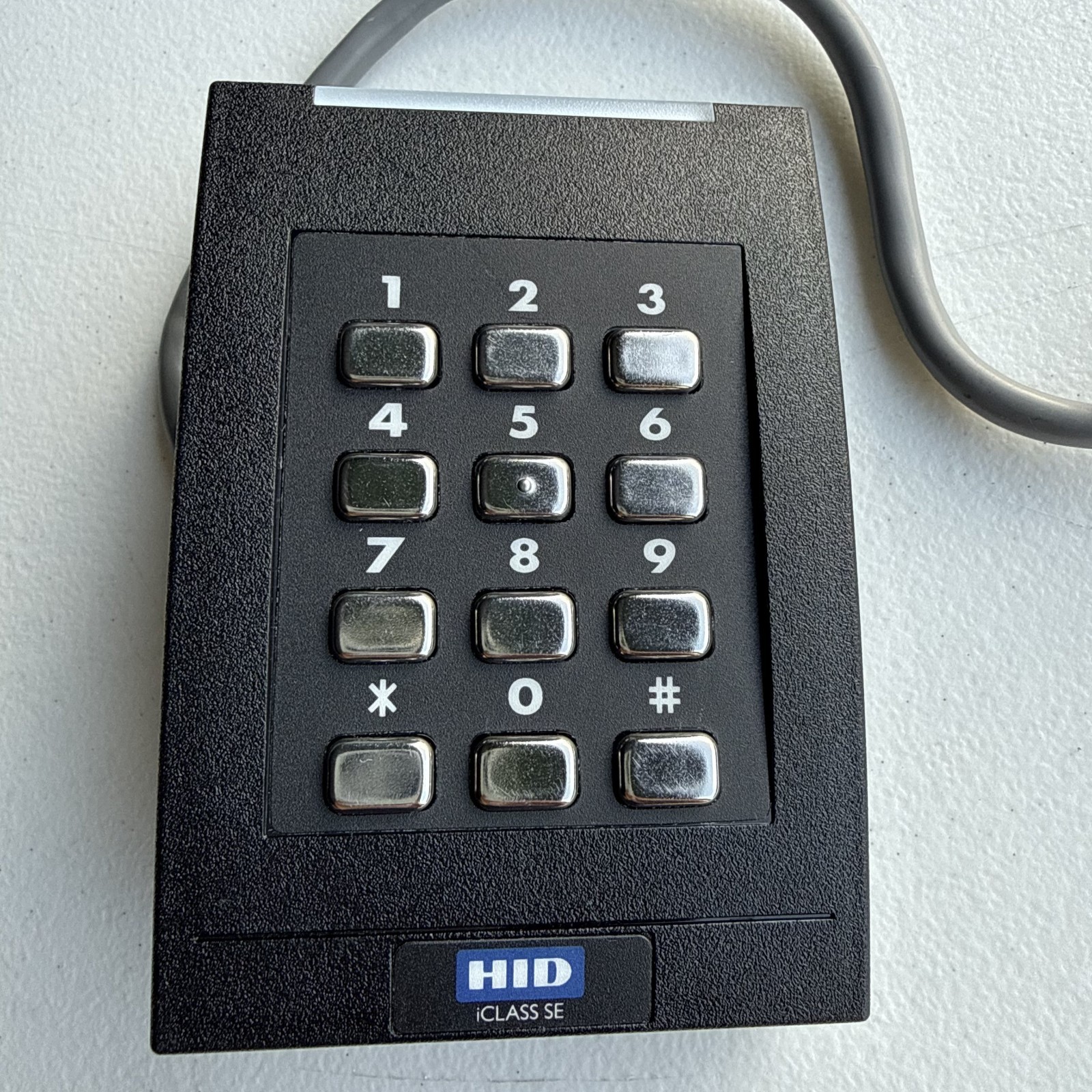 HID 921NTNNEK00000 iCLASS SE RK40 Keypad Wall Switch Reader