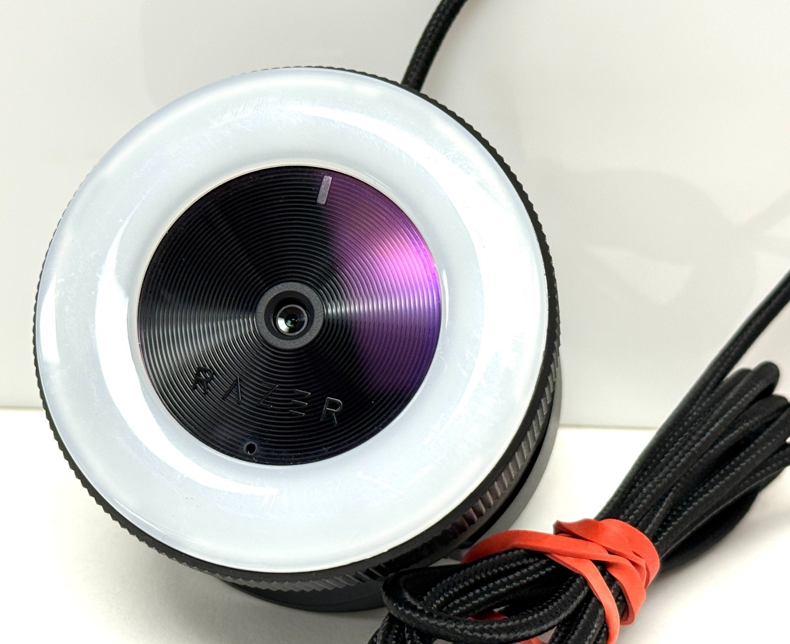 Razer Kiyo RZ19-0232 Broadcasting Camera USB Webcam w/ Adjustable Ring Light