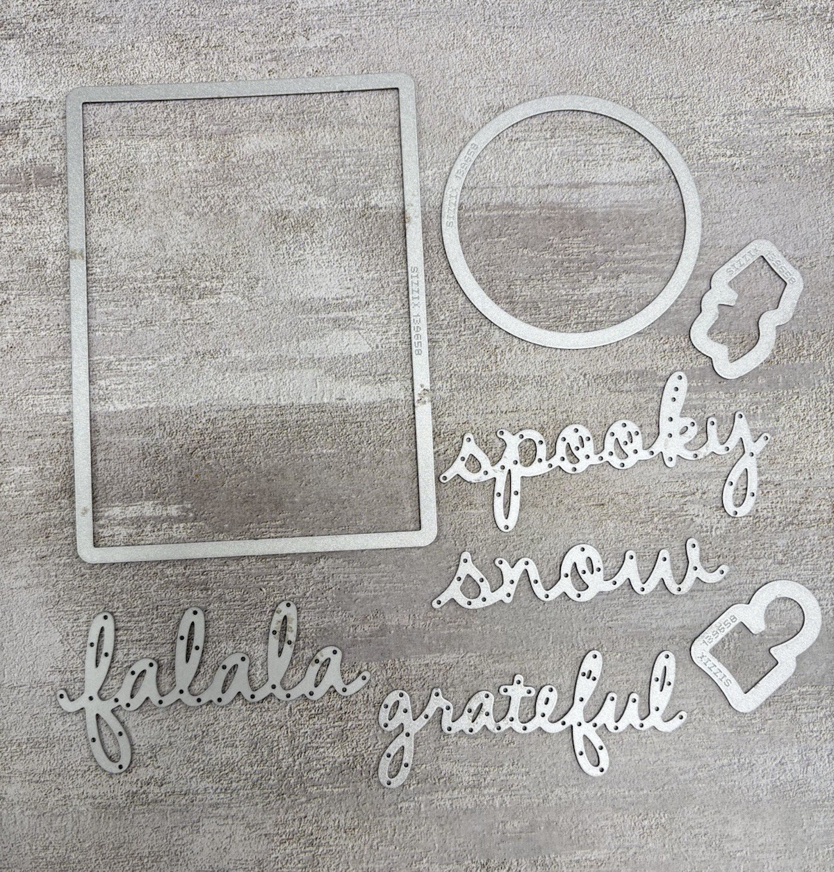 Stampin' Up! Seasonal Frames Sizzix Thinlits Dies 139658 - Set of 8