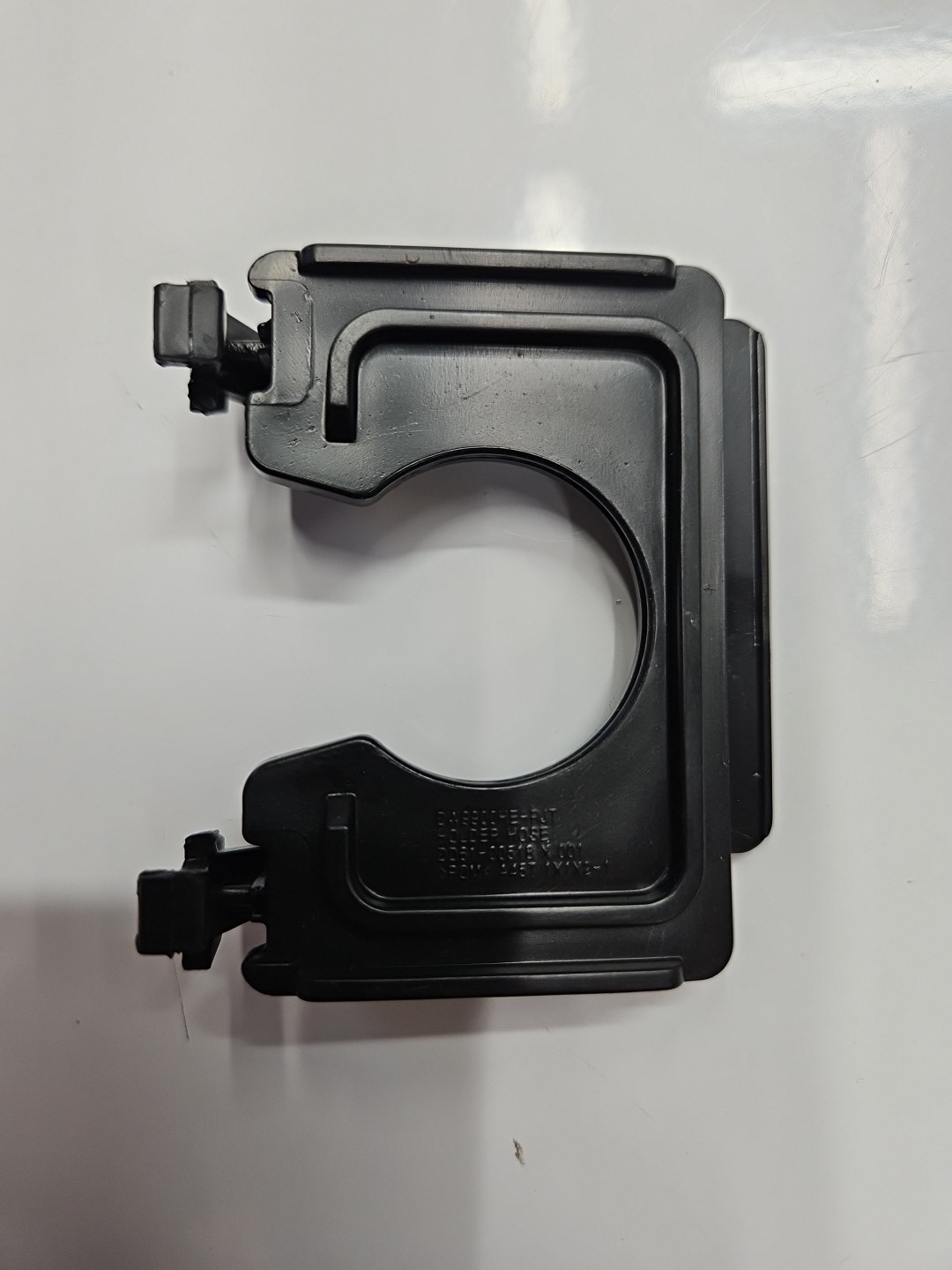 DD61-00518B - Holder Hose DW9000H PP Black