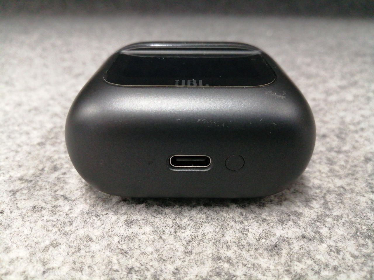 JBL Wireless Earbuds TOUR PRO2 Used
