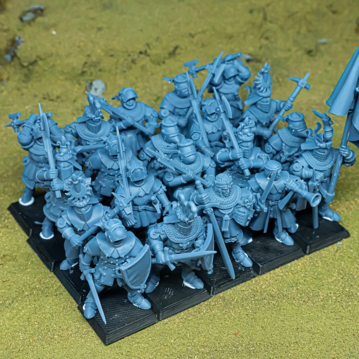 x20 Kingdom of Gallia -  Knights of Gallia on Foot - Highland Miniatures 28mm