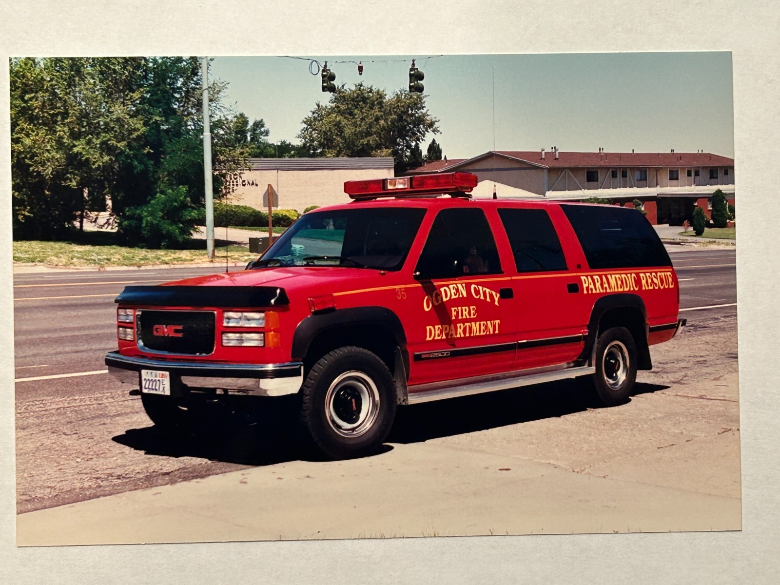 Ogden UT 1994 GMC Suburban Paramedic Unit Fire Apparatus Print A59