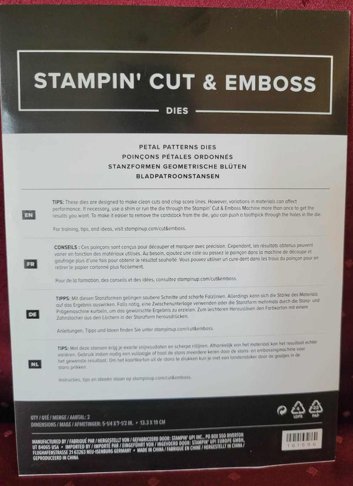 Stampin' Up! PETAL PATTERNS cut & emboss dies - large, background