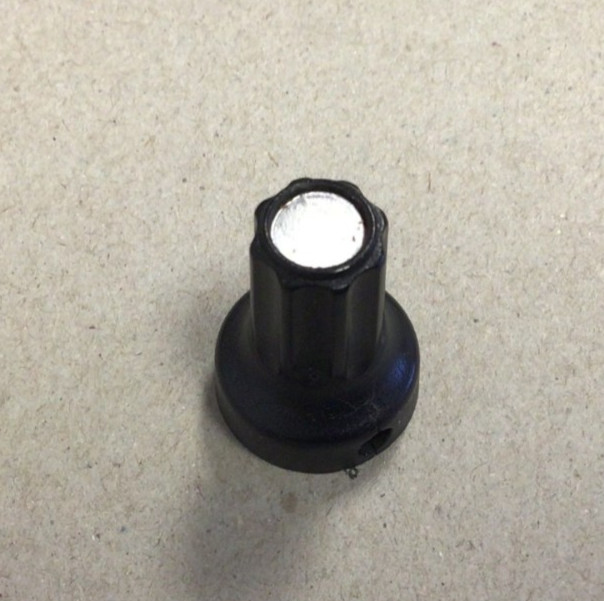 USED Frequency Tuning Knob P/N: 46715-0000 for use on the Cessna RT-385A