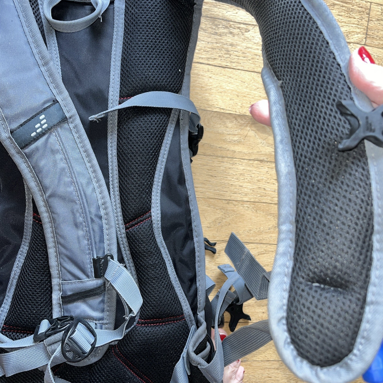 Hydration CamelBack Lightweight Water Backpack with 2L Water Bladder Bag