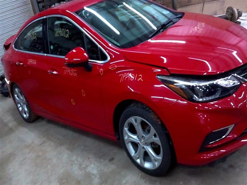 Driver Left Front Spindle/Knuckle Fits 16-19 CRUZE 103804517