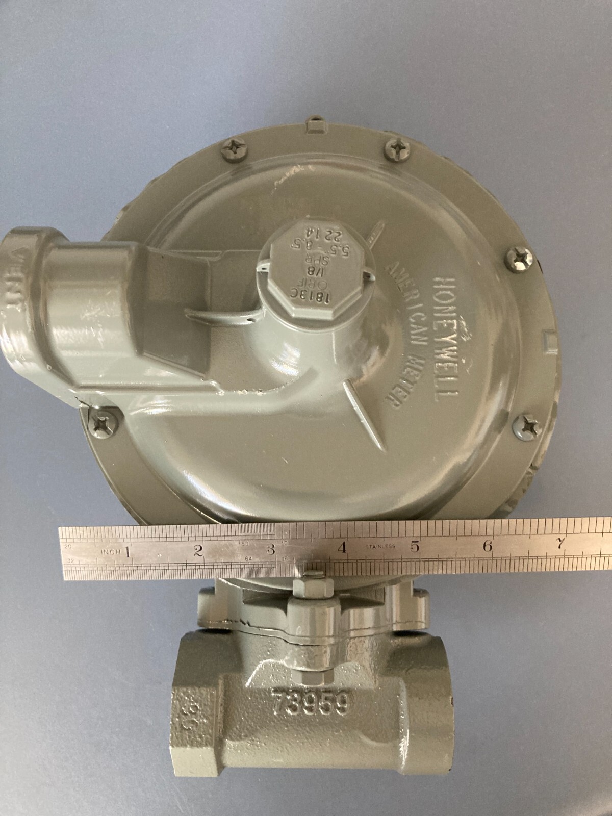 Honeywell Elster American Meter 1813C Gas Pressure Regulator 3/4"x 1"