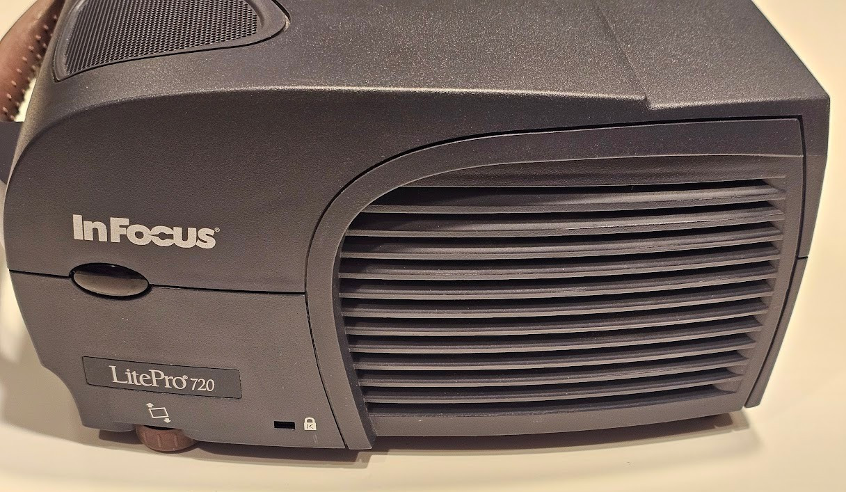 InFocus LitePro 720 Projector - Works Great!