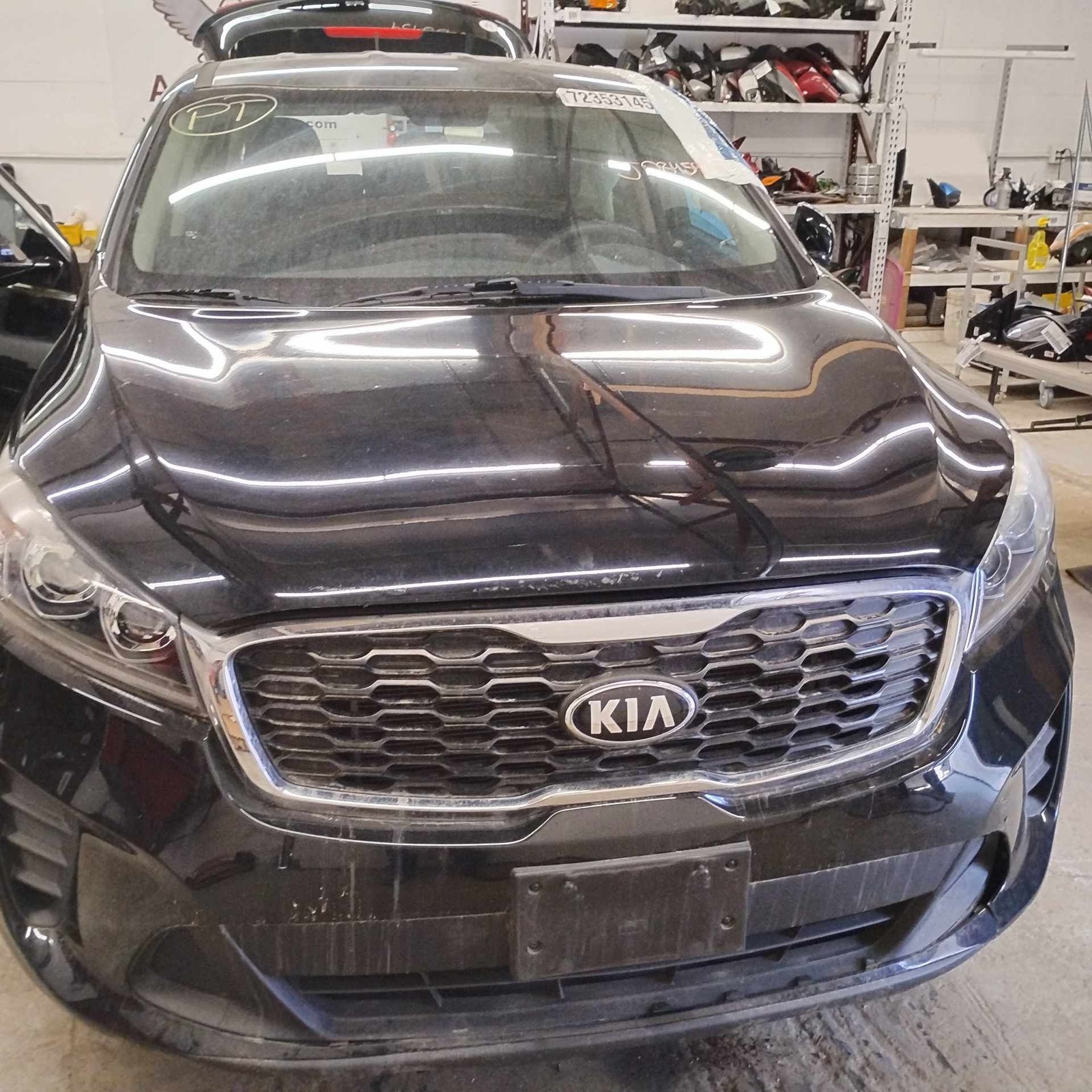 Spindle Knuckle Front KIA SORENTO Left 19 20