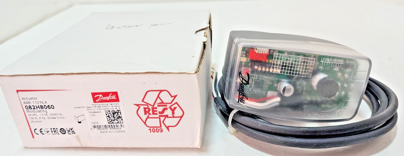 Danfoss Modulating Actuator AME 110 NLX 082H8060 (24 V) *NEW*