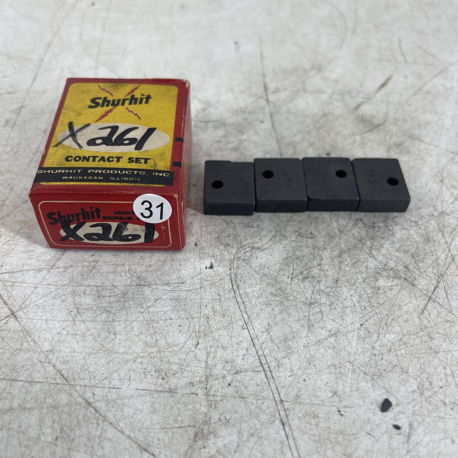 NEW OLD STOCK Vintage Auto Shurhit D261 Contact Set