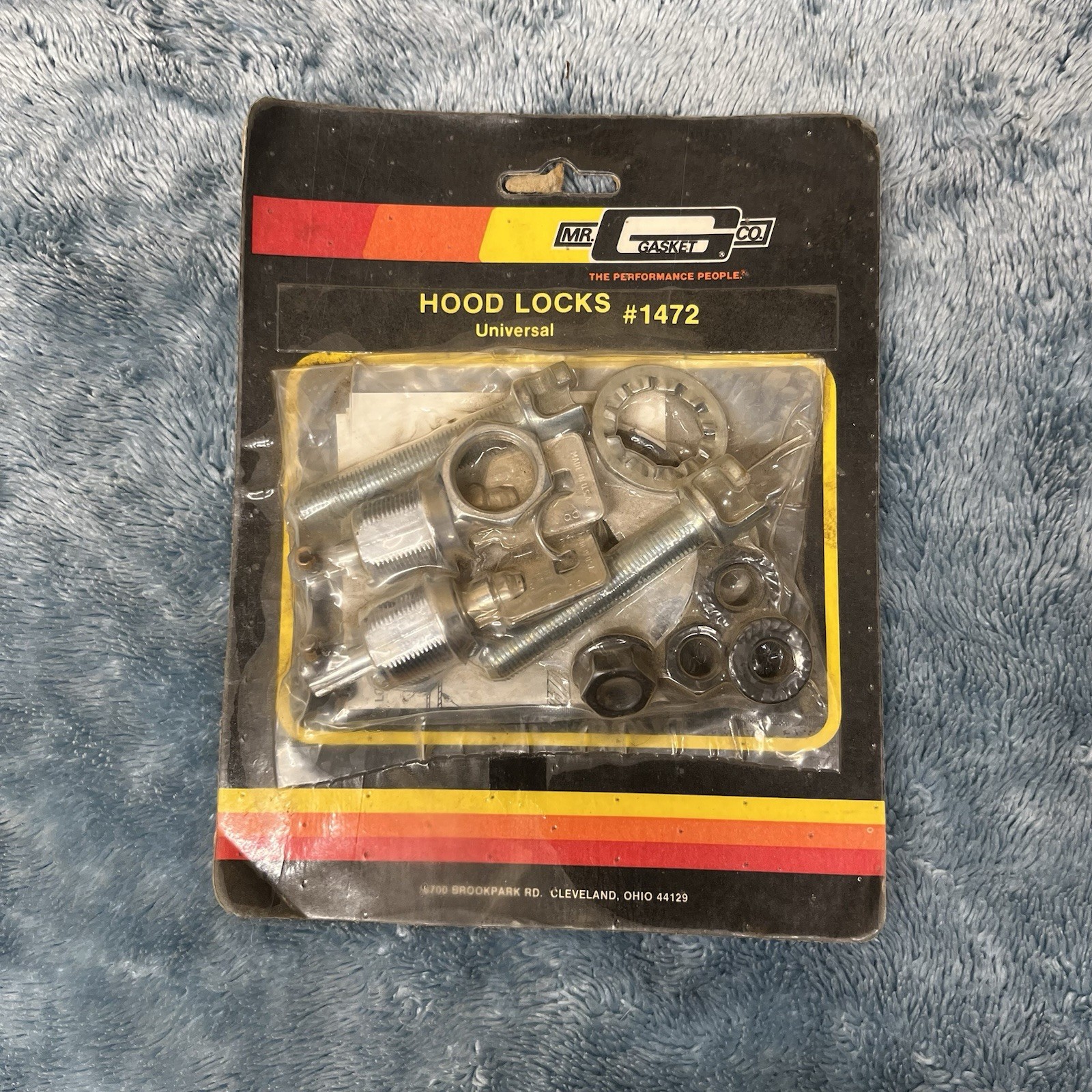Vintage MR gasket 1472 Keyed Hood Locks Kit --  MADE IN USA --  BRAND NEW SEALED