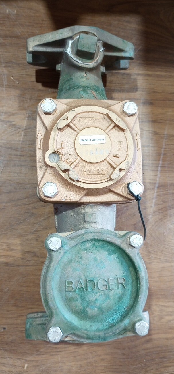 BADGER Meter  1-1/2" METER Bronze Water Meter NOS