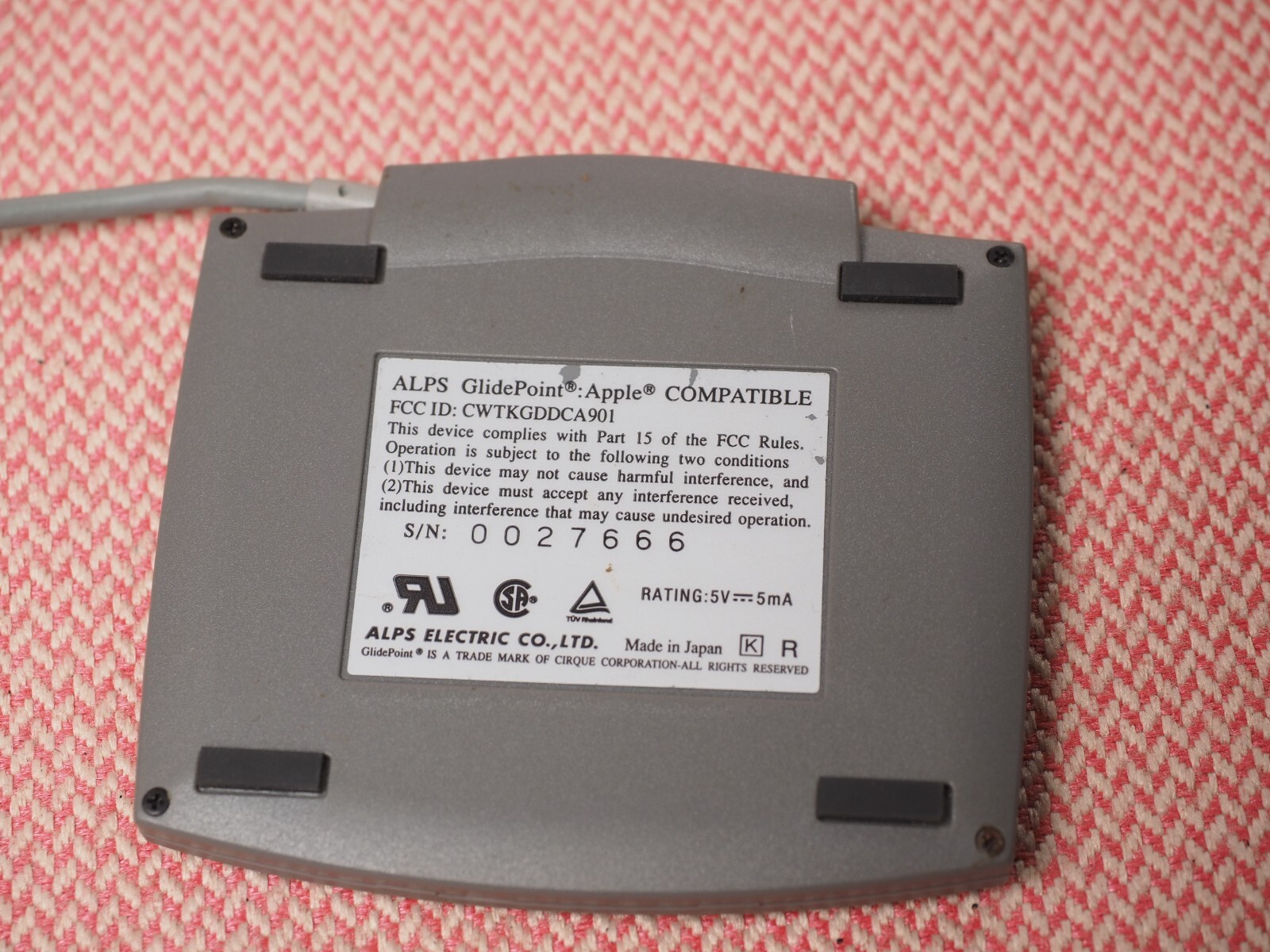 ALPS GlidePoint Apple Compatible Desktop Bus Mouse