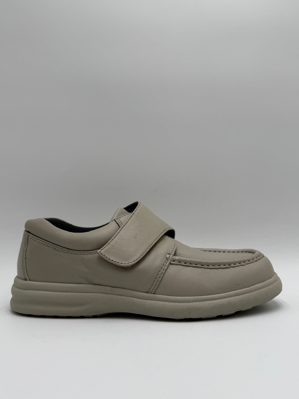 Hush Puppies H18802 GIL Men's NEW Running Sneaker White Multiple Sizes