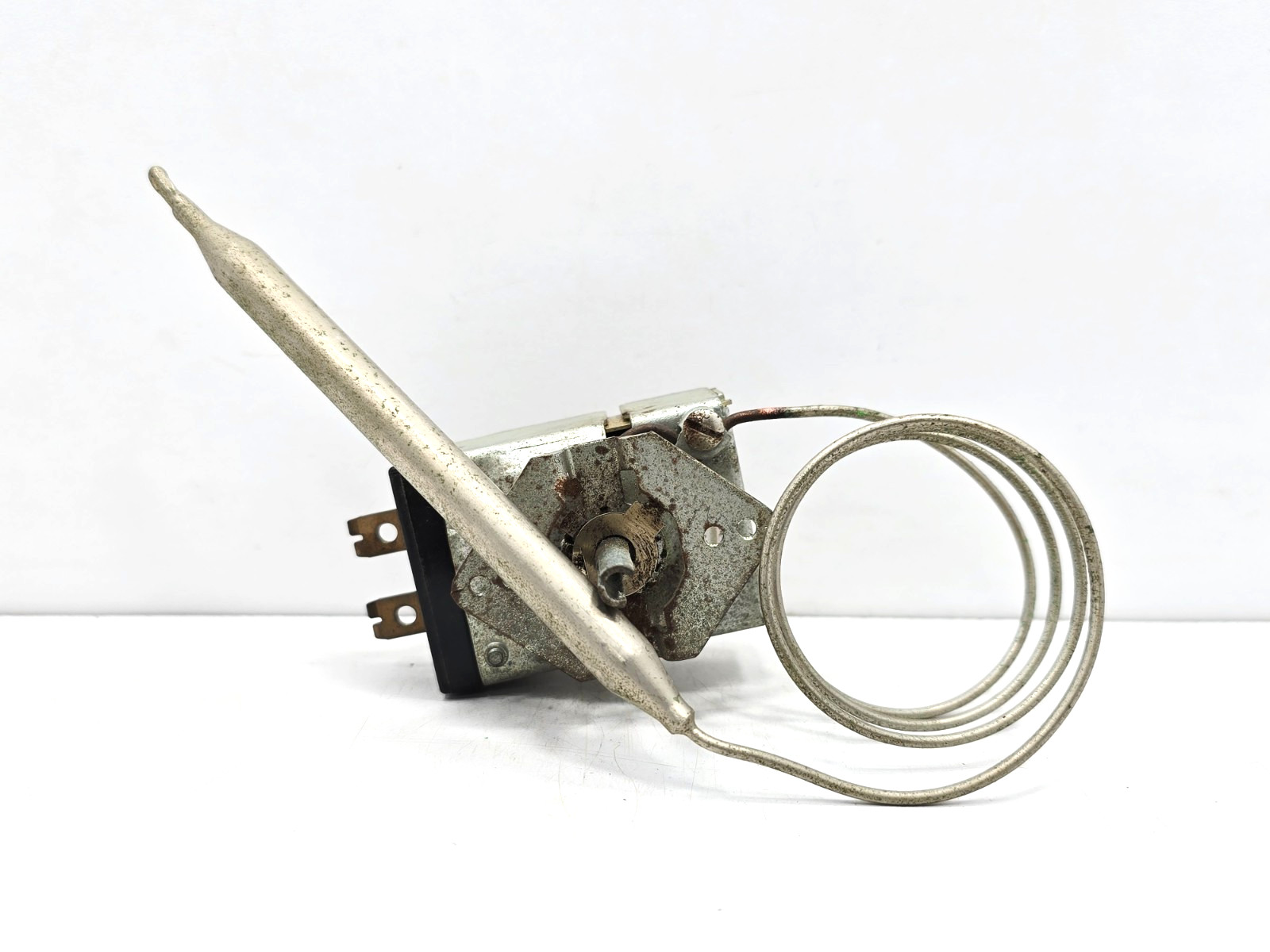 K-947-24 INVENSYS THERMOSTAT