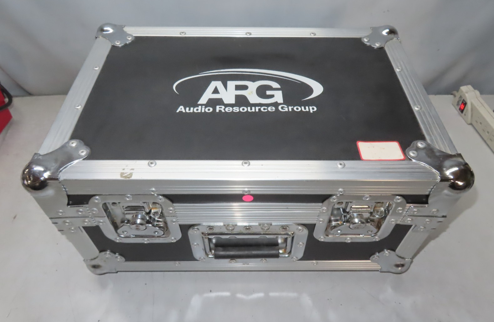ARG 72MHz Wireless Audio Kit - 16 Receivers, 14 Headphones w Case