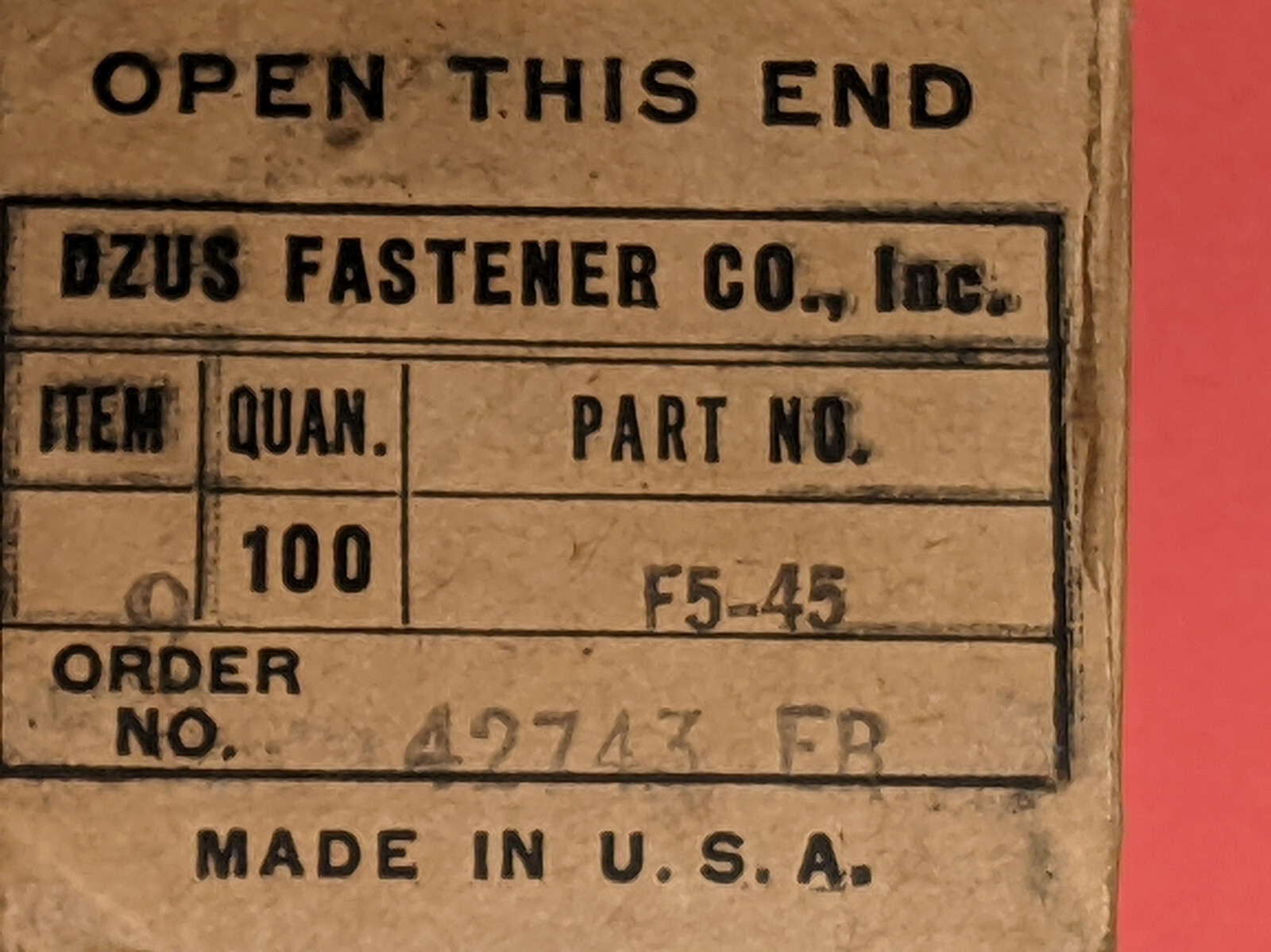 10) Dzus Fastener F5-45 button
