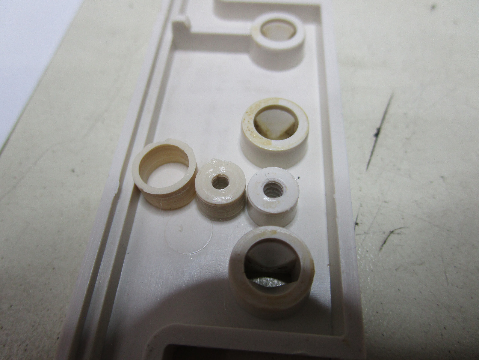 3D PRINTED INTERNAL CASE REPAIR SUPPORT KIT FOR AMIGA 600 COMMODORE