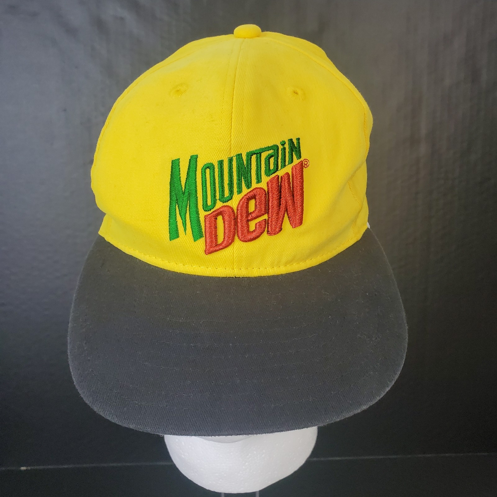 Vintage Yellow Mountain Dew Soda Pop Embroidered Hat 100% Cotton Taiwan.