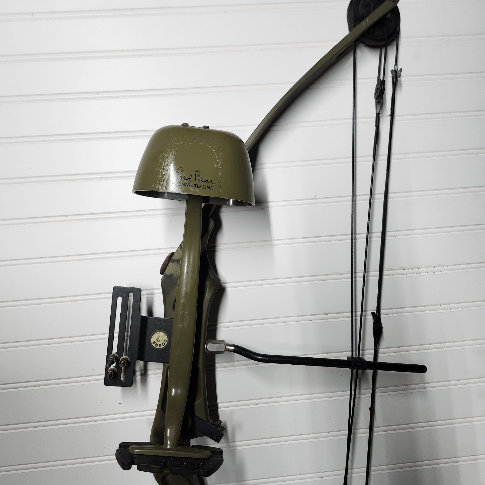 VTG  BEAR Compound Bow 38" String Camo Green Signature Fred Bear Quiver Left Han