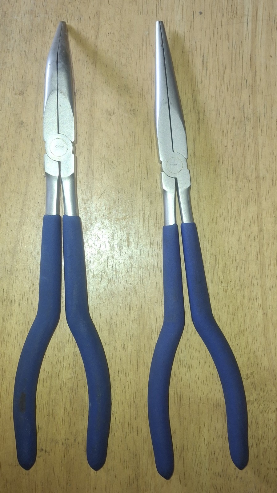 LOT. 1 COMPANION 11.5" NEEDLE NOSE PLIERS + 1 BENT NOSE PLIERS.  EX+ CONDITION