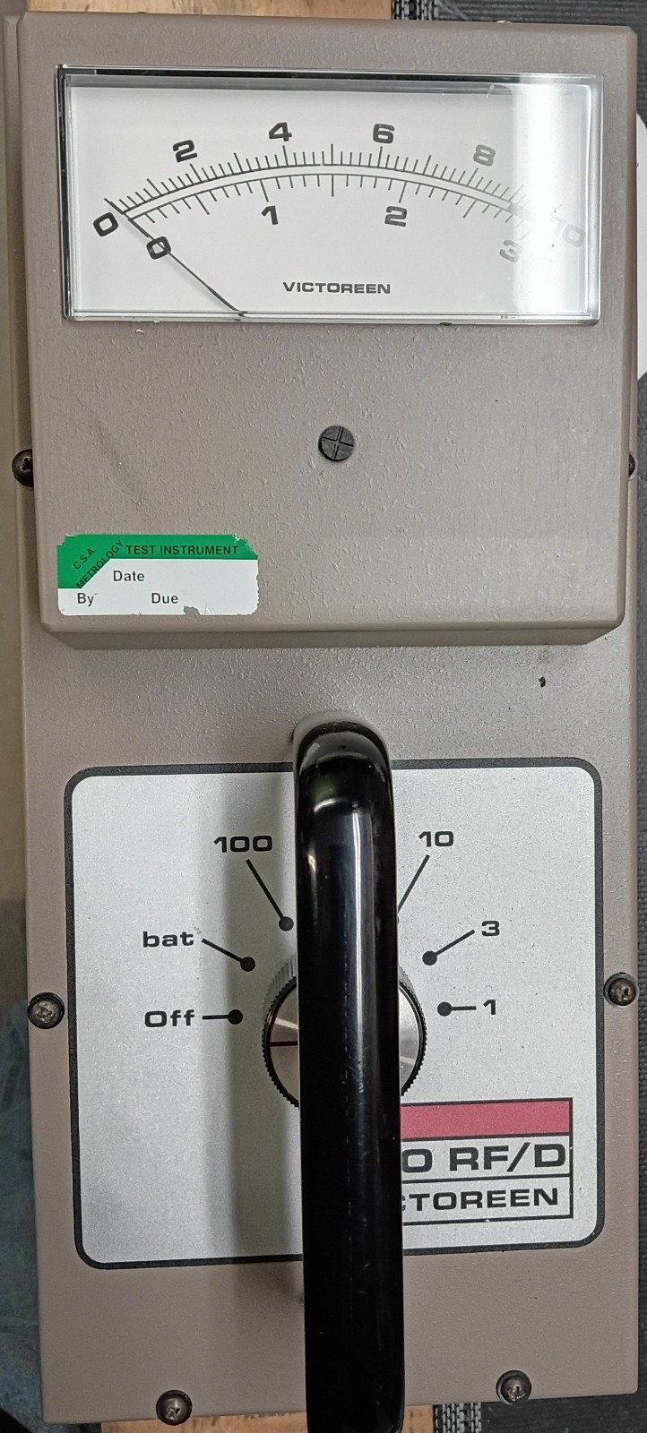 VICTOREEN 440RF/D Radiation Tester Meter