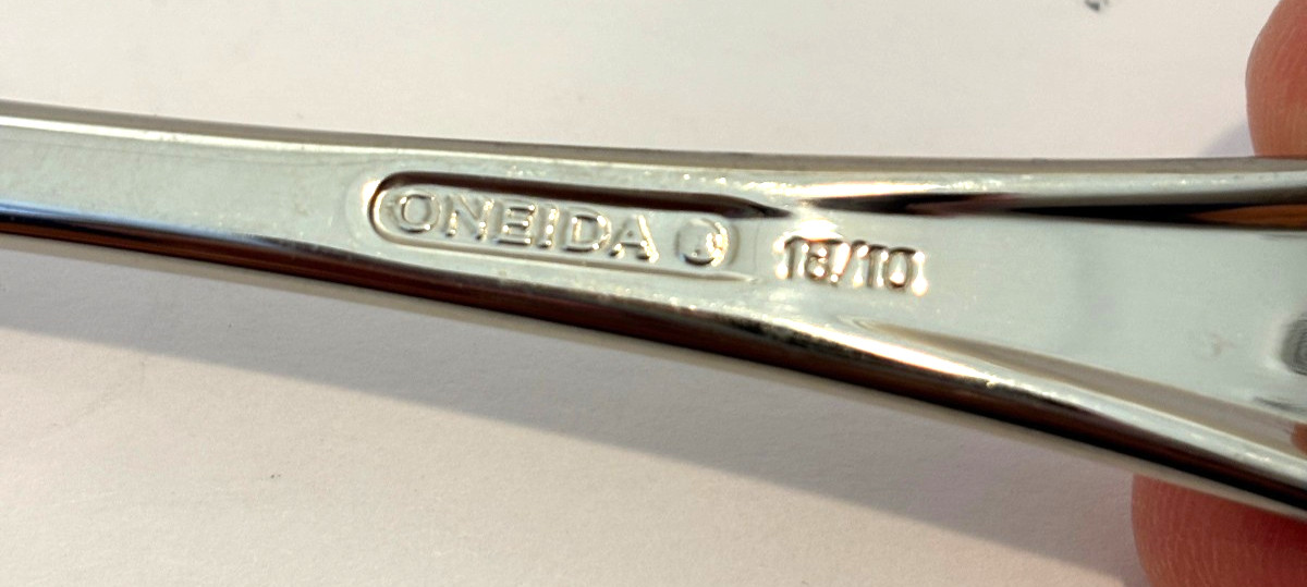 NEW Oneida Faceta Stainless 18/10 Flatware 5 Piece Place Setting