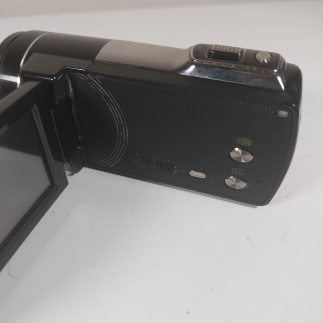 Hitachi Full HD Digital Video Camcorder DZHV593E Untested Bare Unit